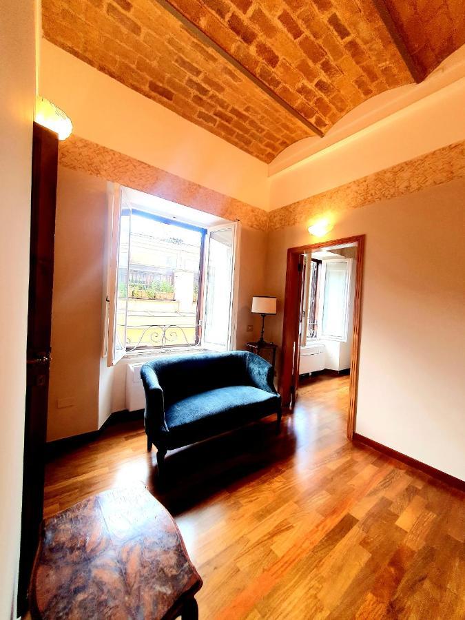 1878S By Aat- Luxury Historic House Piazza Di Spagna Rome Exterior photo
