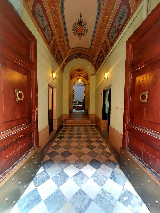 1878S By Aat- Luxury Historic House Piazza Di Spagna Rome Exterior photo