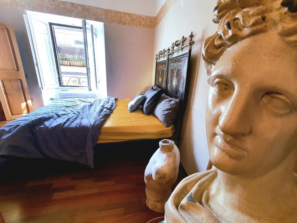 1878S By Aat- Luxury Historic House Piazza Di Spagna Rome Exterior photo